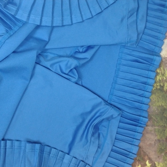 Tail NWT white label blue tennis skort size large - Picture 2 of 6